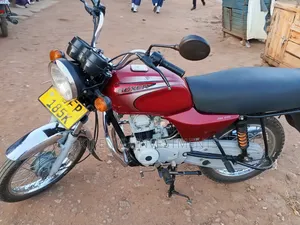 Bajaj Boxer 100 2020 Red
