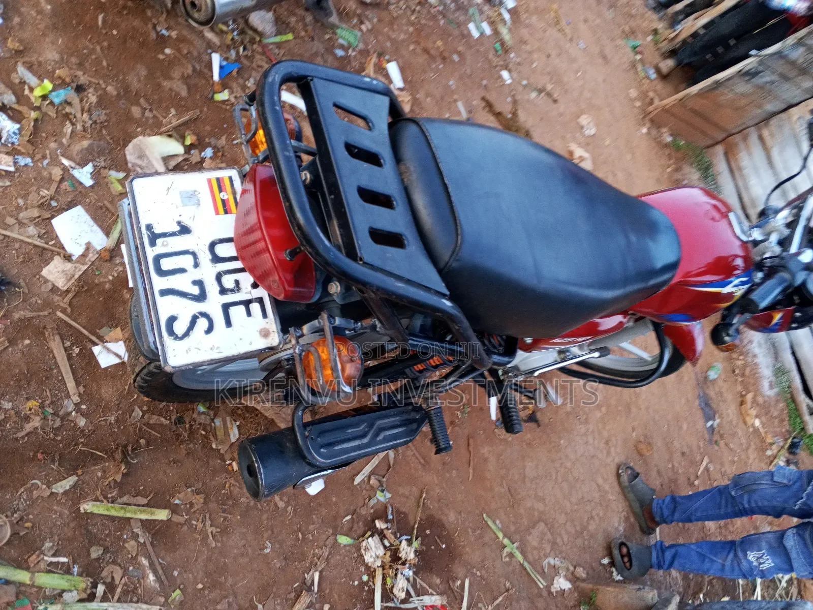 Bajaj Boxer 125 2021 Red