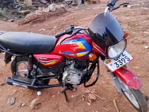 Bajaj Boxer 125 2019 Red
