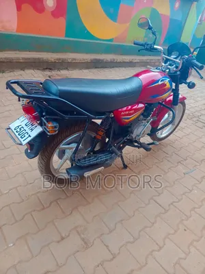 Bajaj CT 125X 2025 Red