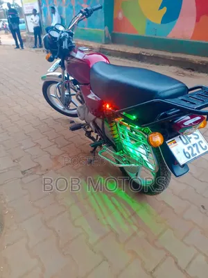 Bajaj Boxer 2024 Red
