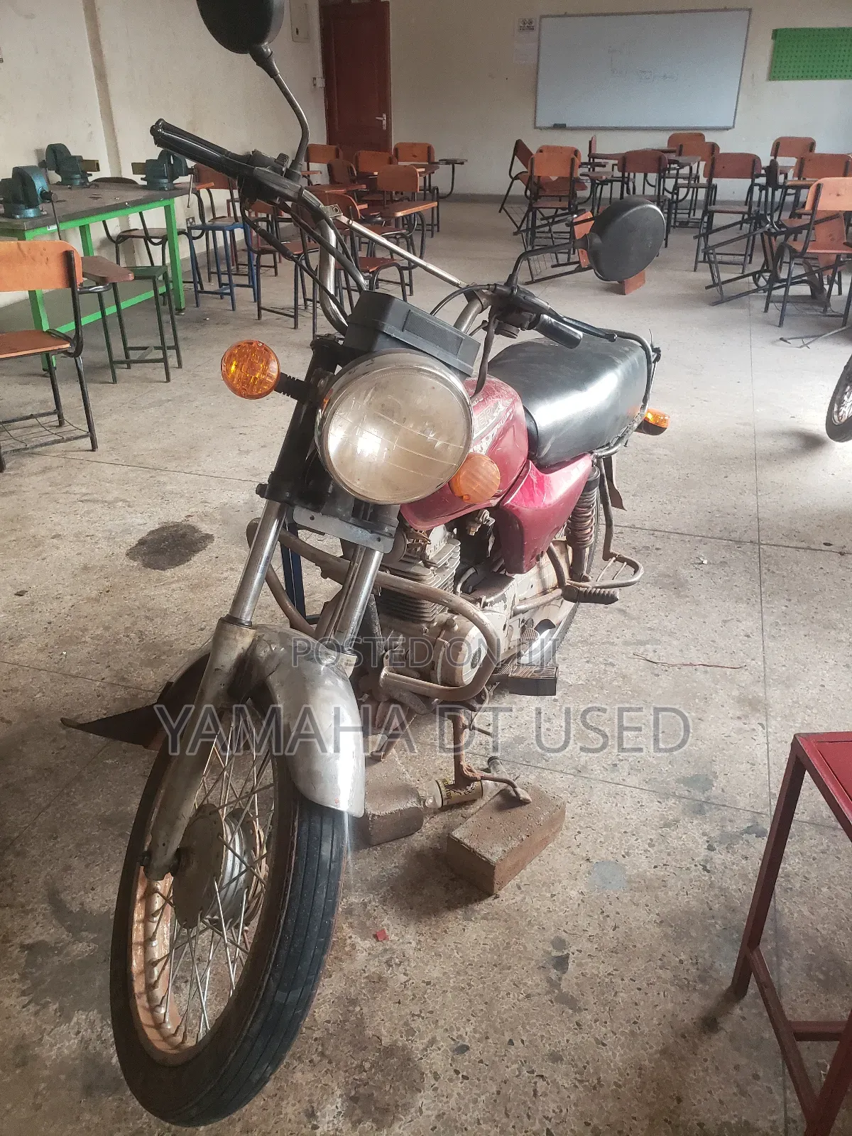 Bajaj Boxer 2015 Red