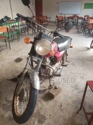 Bajaj Boxer 2015 Red
