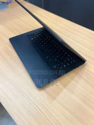 Laptop HP 14S 8GB Intel Core i5 SSD 256GB