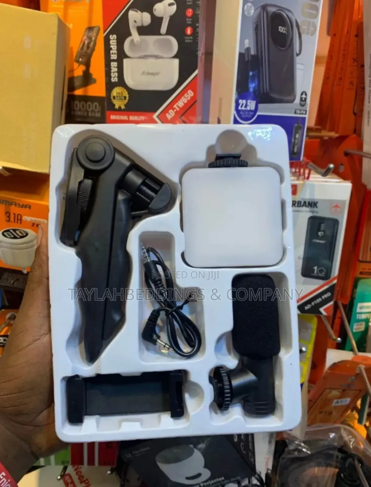 Video-Making Kit With Light, Bluetooth Camera Remote Mic