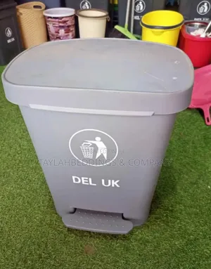 Wastebasket Pedal Trash Can Outdoor Trash Bin Hospital