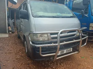 Toyota HiAce 2008 Silver