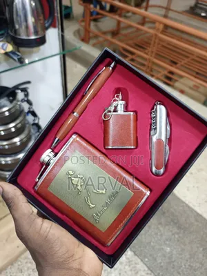Johnnie Walker Branded Hip Flask Gift Set.