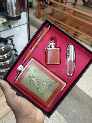 Johnnie Walker Branded Hip Flask Gift Set.