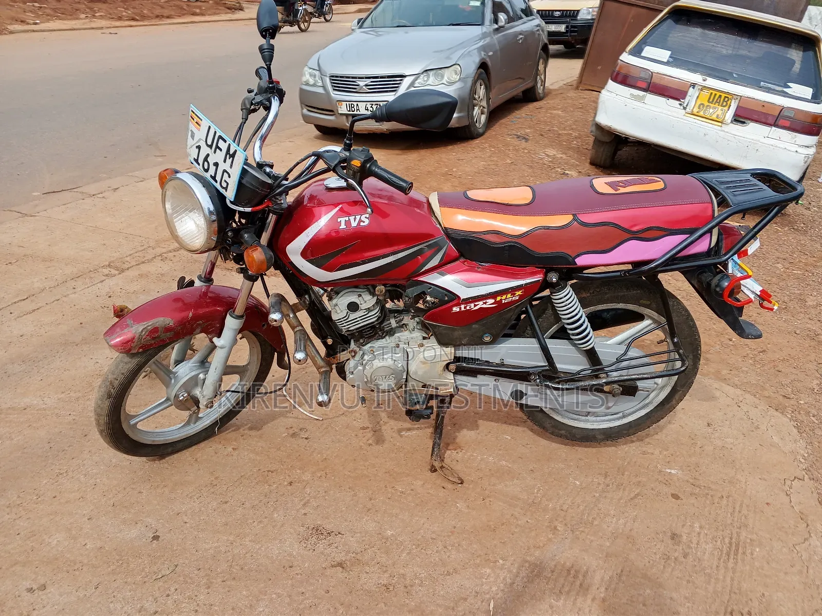 TVS HLX 125 2018 Red