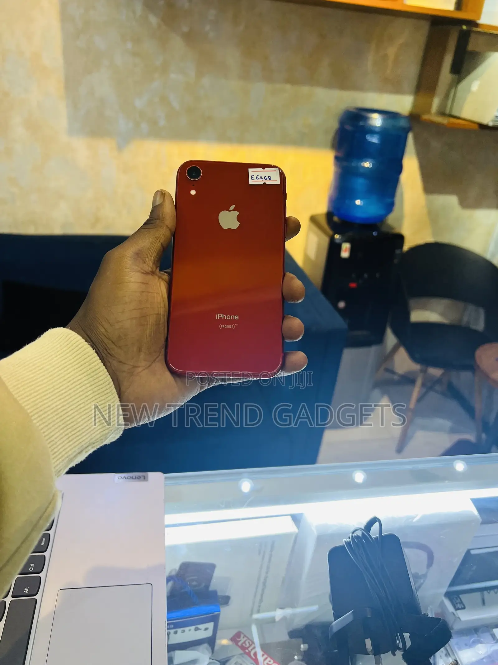 Apple iPhone XR 64 GB Red