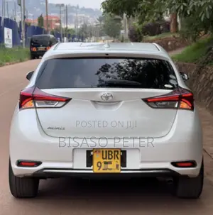 Toyota Auris 2016 White