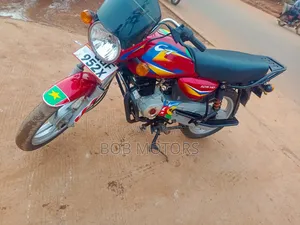 Bajaj CT 125X 2025 Red