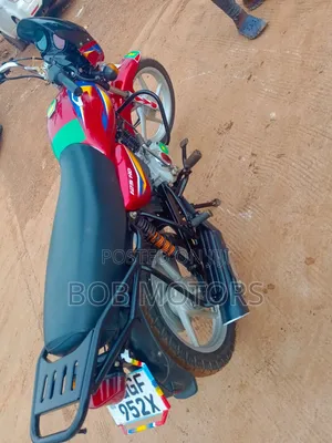 Bajaj CT 125X 2025 Red