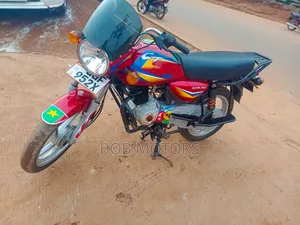Bajaj CT 125X 2025 Red