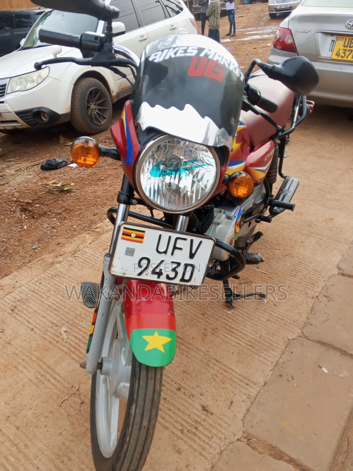 Bajaj Boxer 125 2023 Red