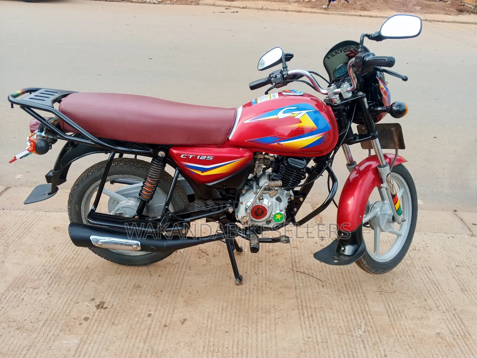 Bajaj Boxer 125 2023 Red