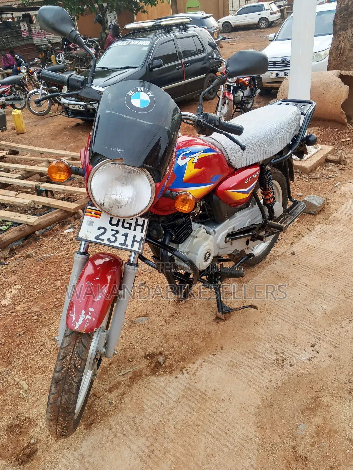 Bajaj Boxer 125 2024 Red