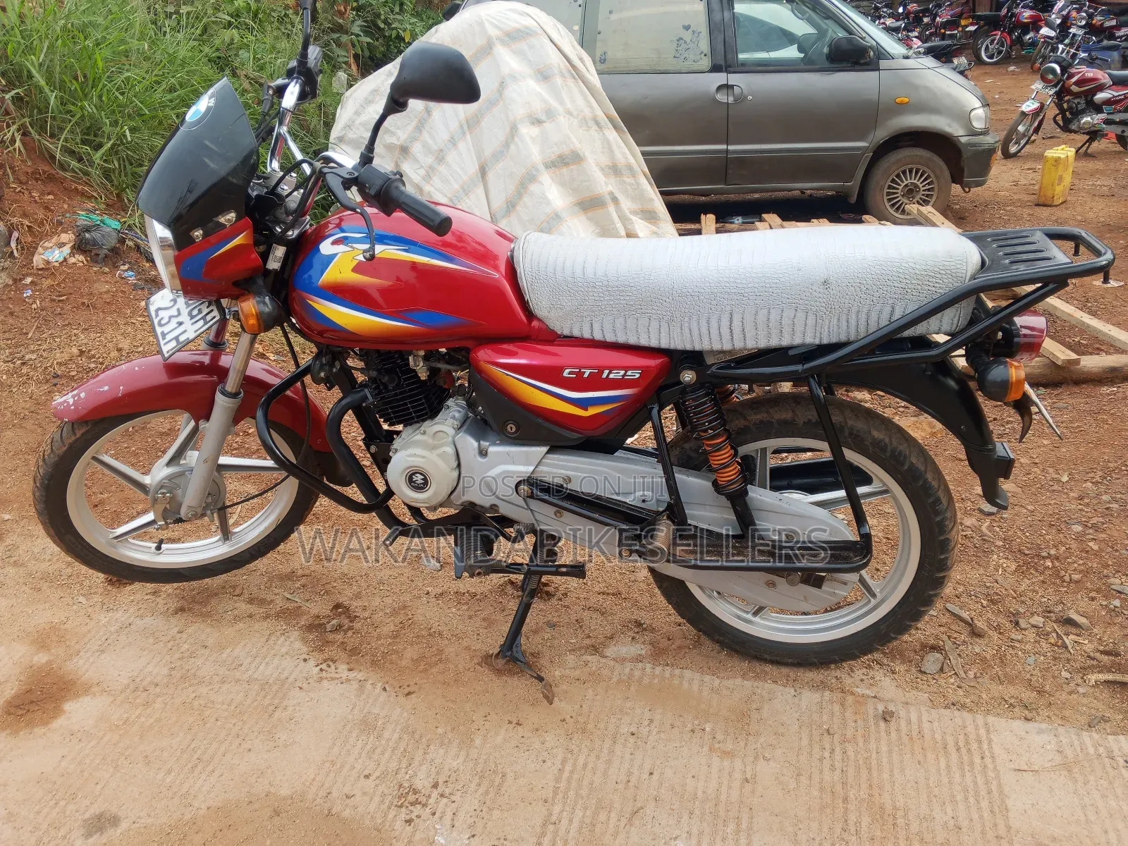 Bajaj Boxer 125 2024 Red