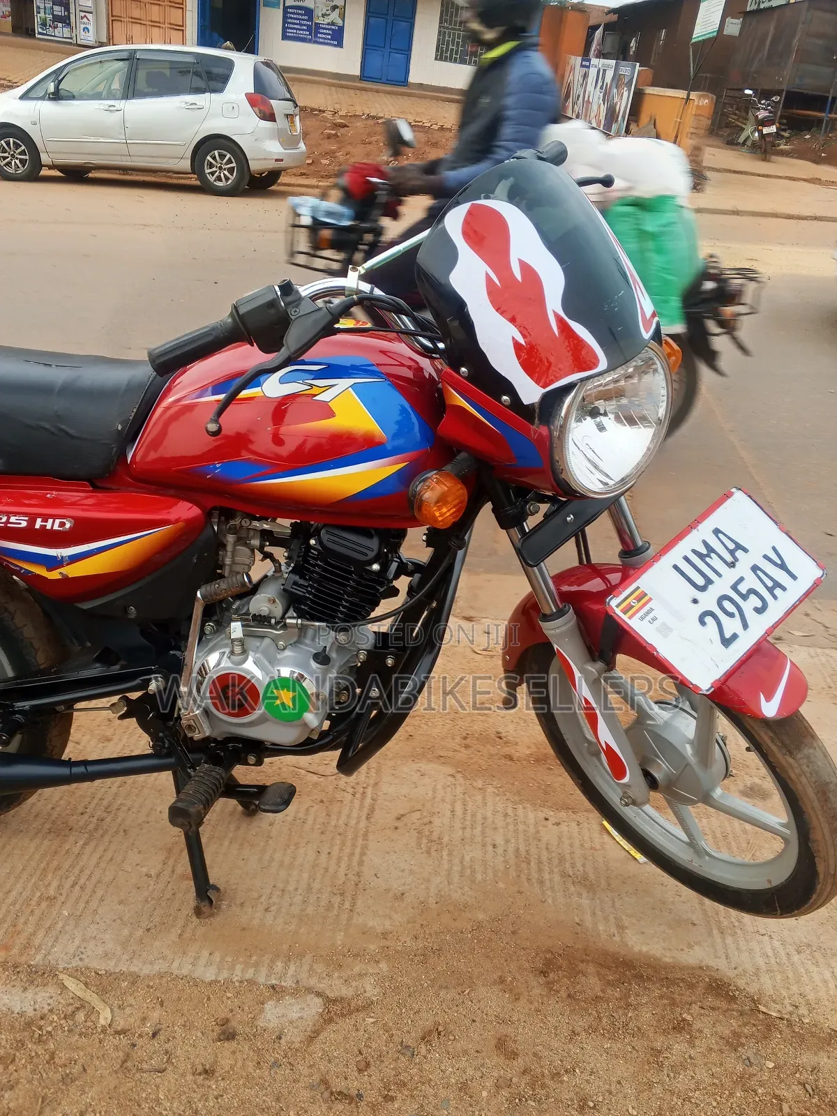 Bajaj Boxer 125 2024 Red