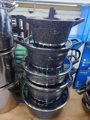 A Standard 10-Piece Set.