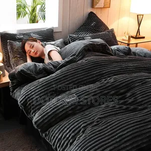 Coral Velvet Bedding Set