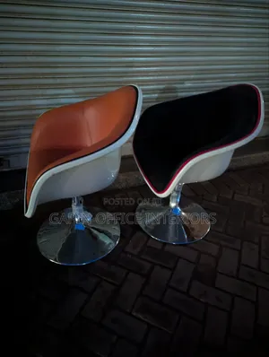Saloon Chair// Office Chair With Adjustable Heights. Negotiable