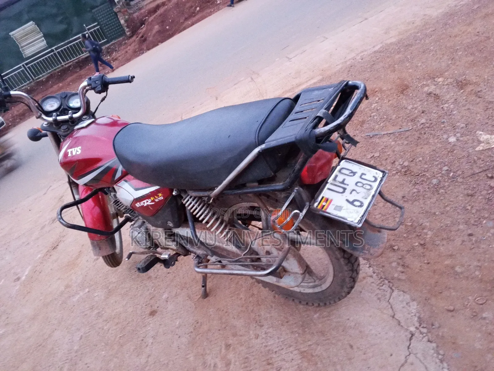 TVS HLX 125 2019 Red