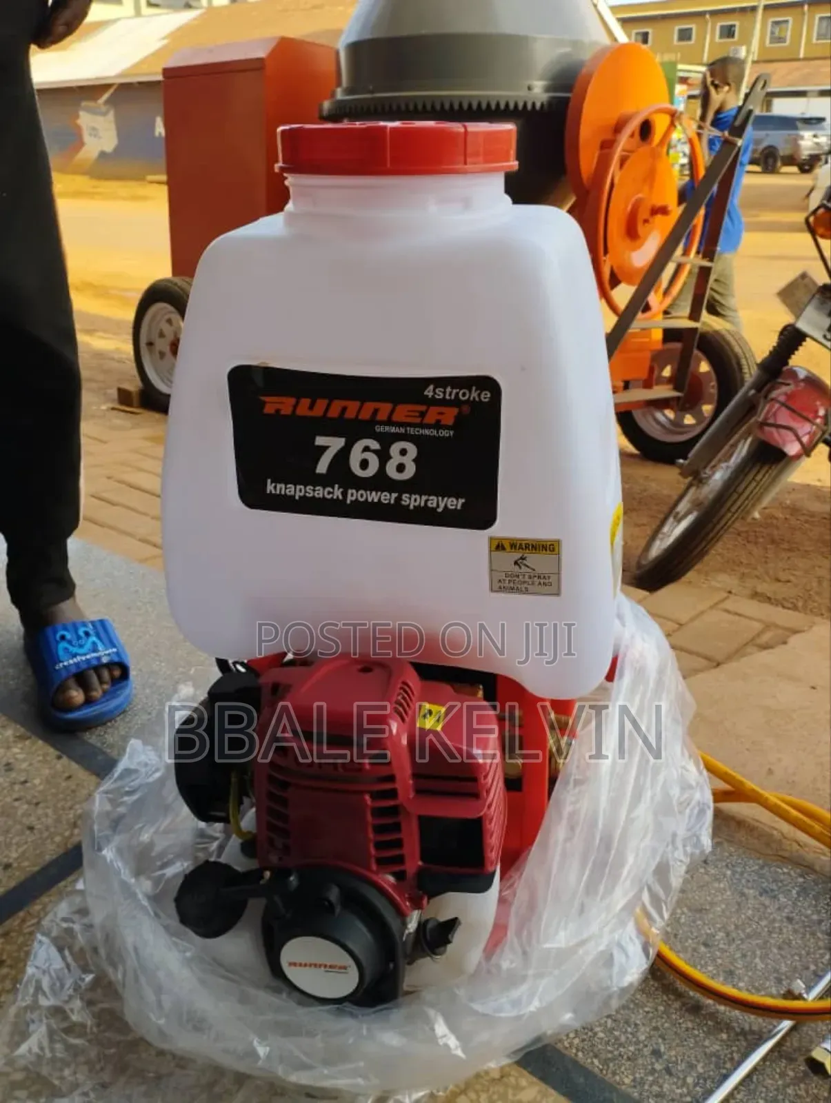 Runner 4 Stroke Engine 25l Knapsack Sprayer