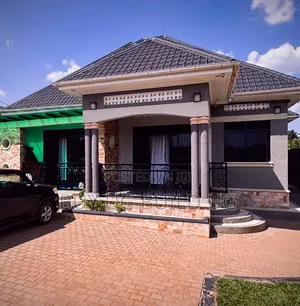 3bdrm Bungalow in Gayaza Kiwenda, Division B for sale