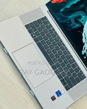 New Laptop HP ZBook Firefly 16inch G9 16GB Intel Core i7 SSD 512GB