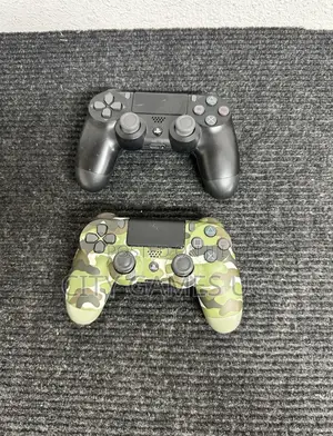 Sony Dualshock Ps4 Playstation 4 Black and Camo Controller