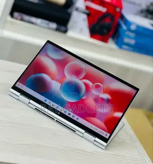New Laptop HP EliteBook X360 1030 8GB Intel Core i7 SSD 256GB