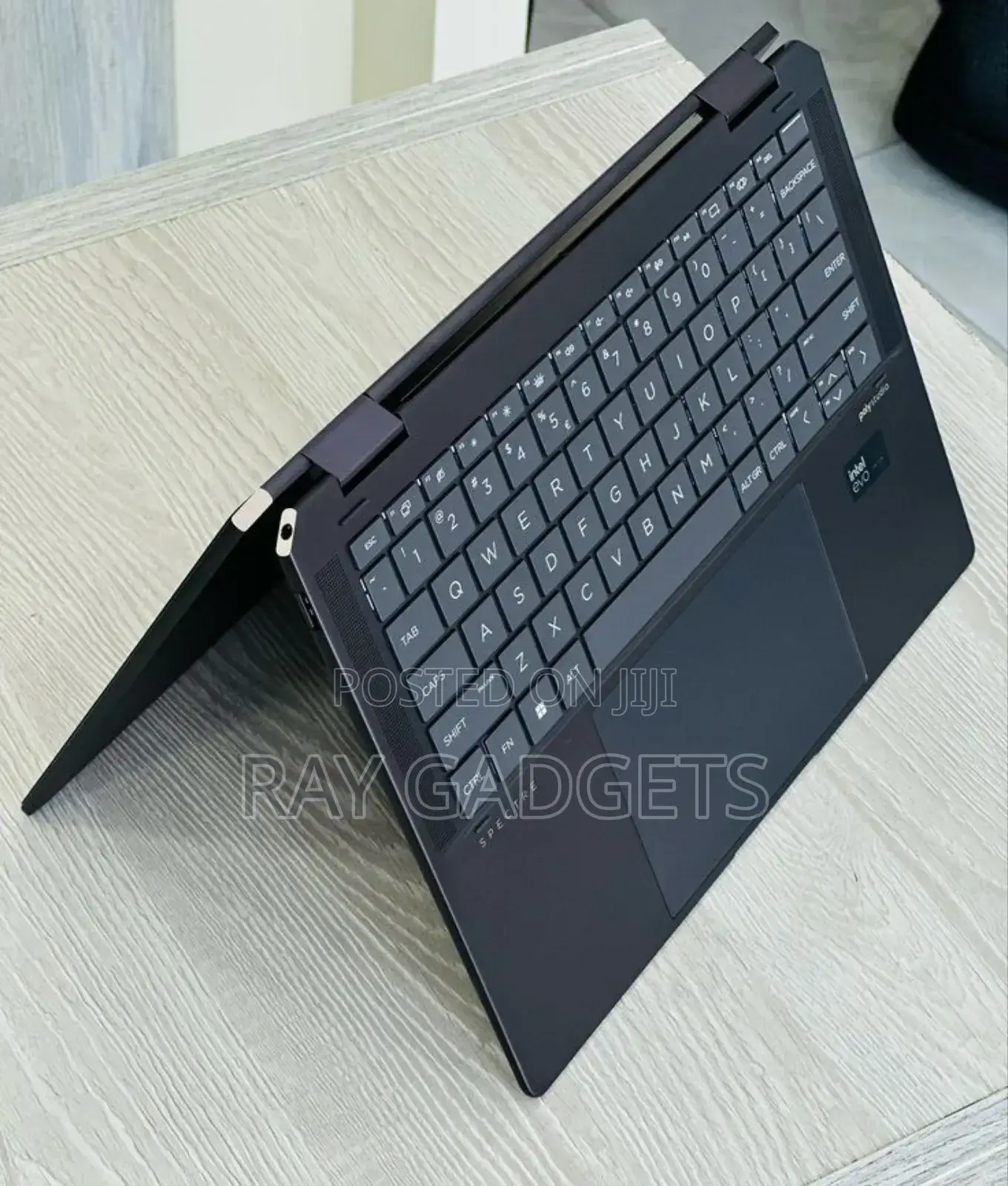 New Laptop HP Envy x360 8GB Intel Core i9 SSD 256GB