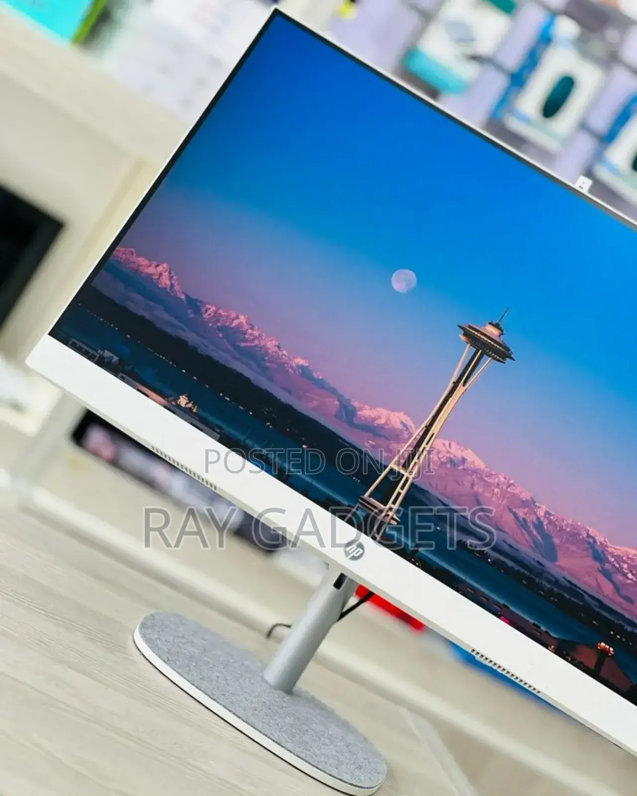 New HP 200 G4 22 All-in-One 16GB Intel Core i7 SSD 512GB