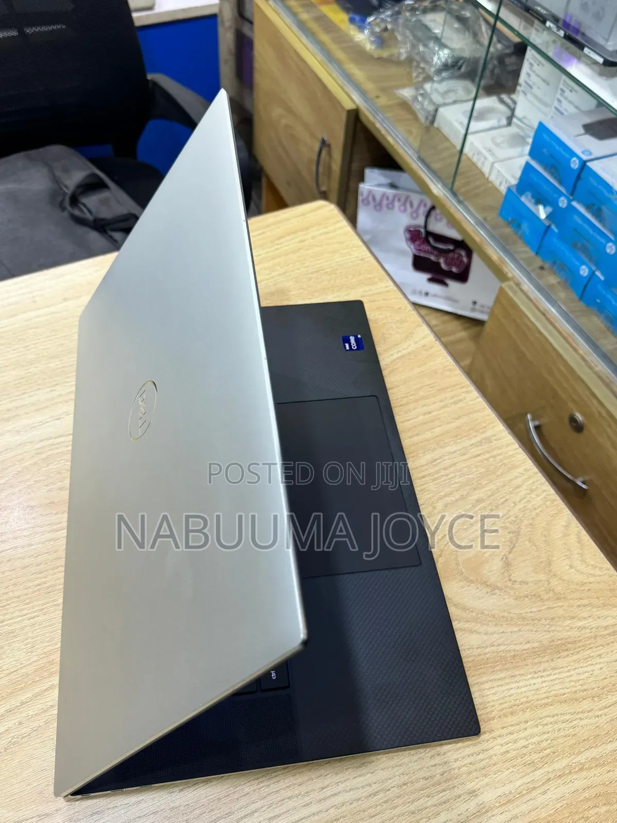 New Laptop Dell XPS 17 9720 32GB Intel Core i9 SSD 1T