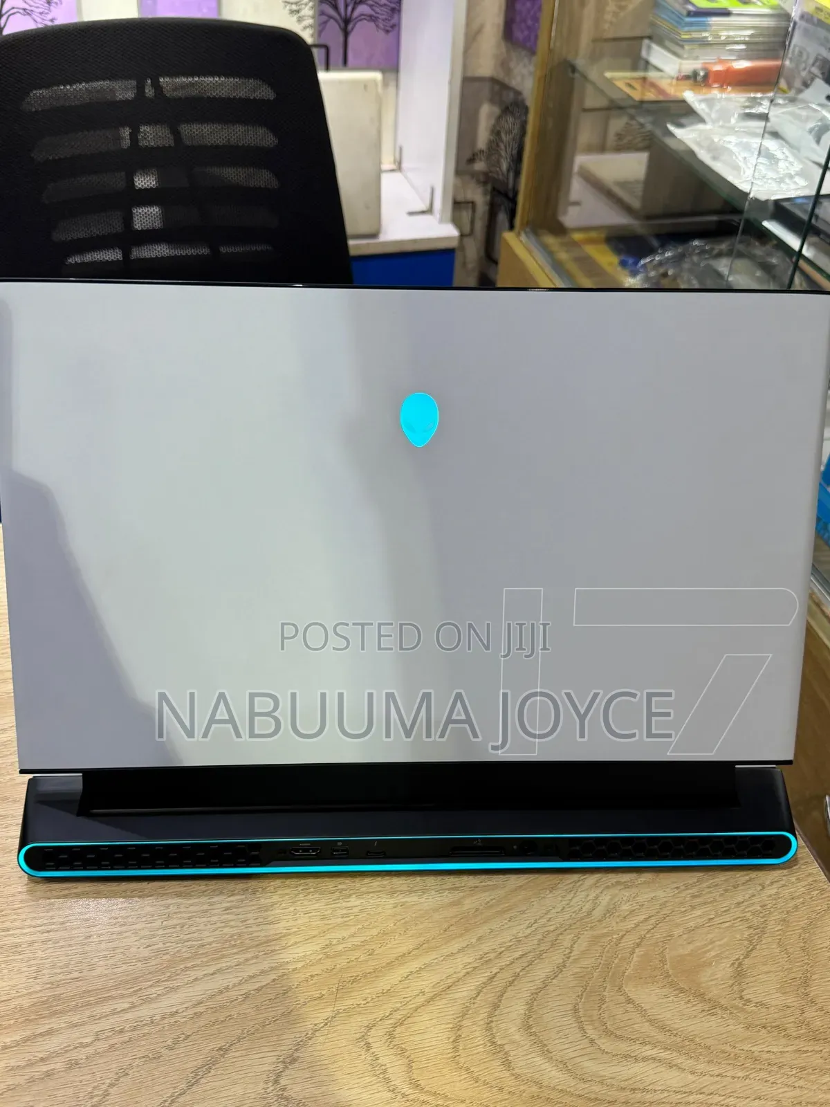 New Laptop Alienware M17x R2 16GB Intel Core i7 SSD 512GB