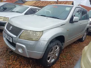 Suzuki Escudo 2008 Silver