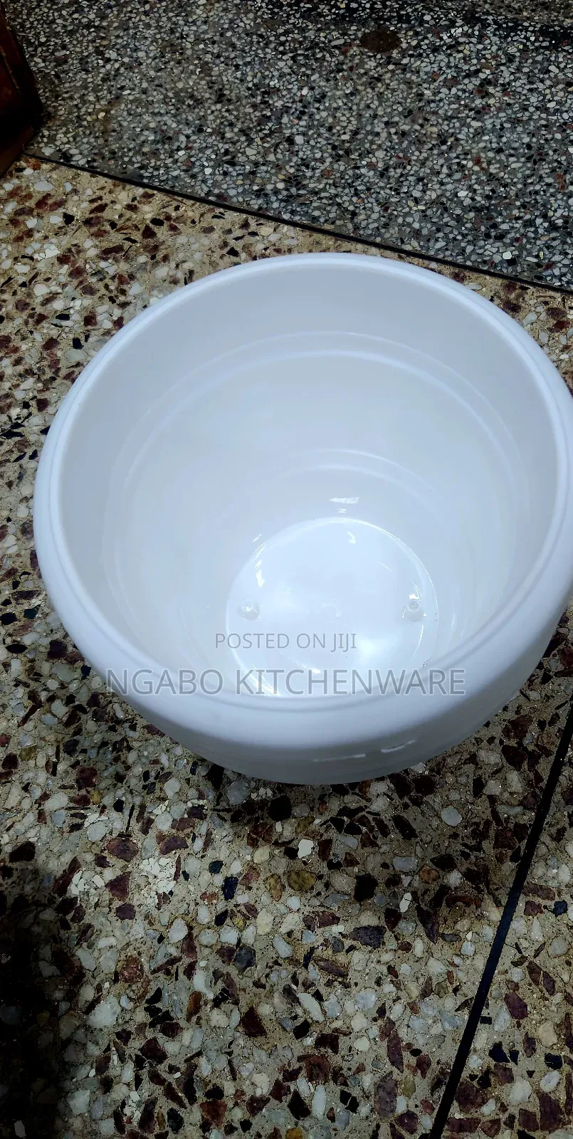 Plastic Flower Pots