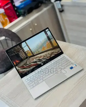New Laptop HP EliteBook 840 G3 8GB Intel Core i7 SSD 512GB