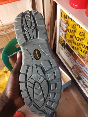 Vaulted Safety Boot