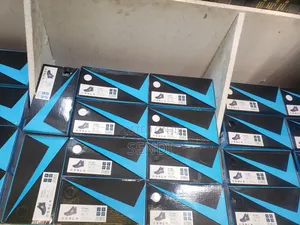 Vaulted Safety Boot