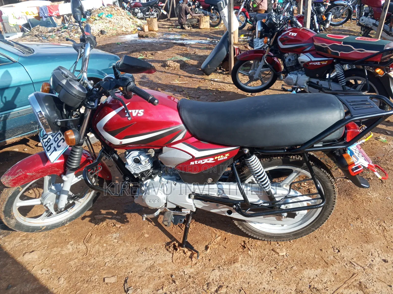 TVS HLX 125 2021 Red
