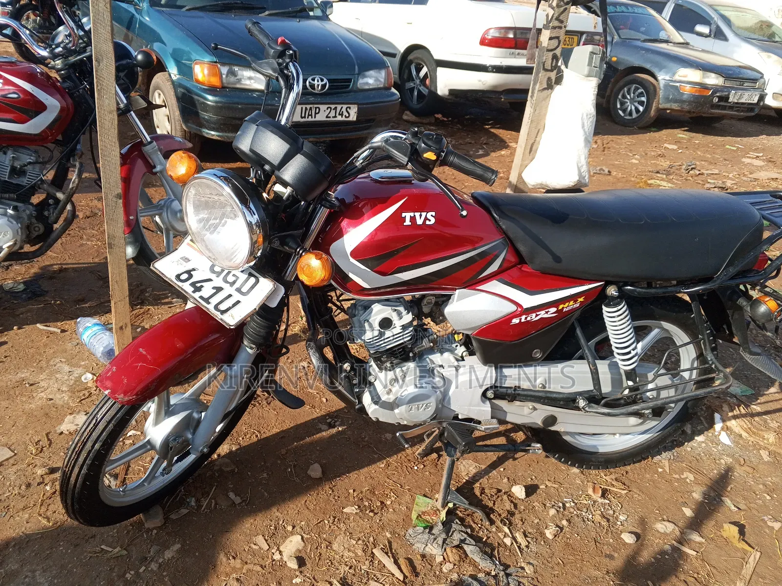TVS HLX 125 2022 Red