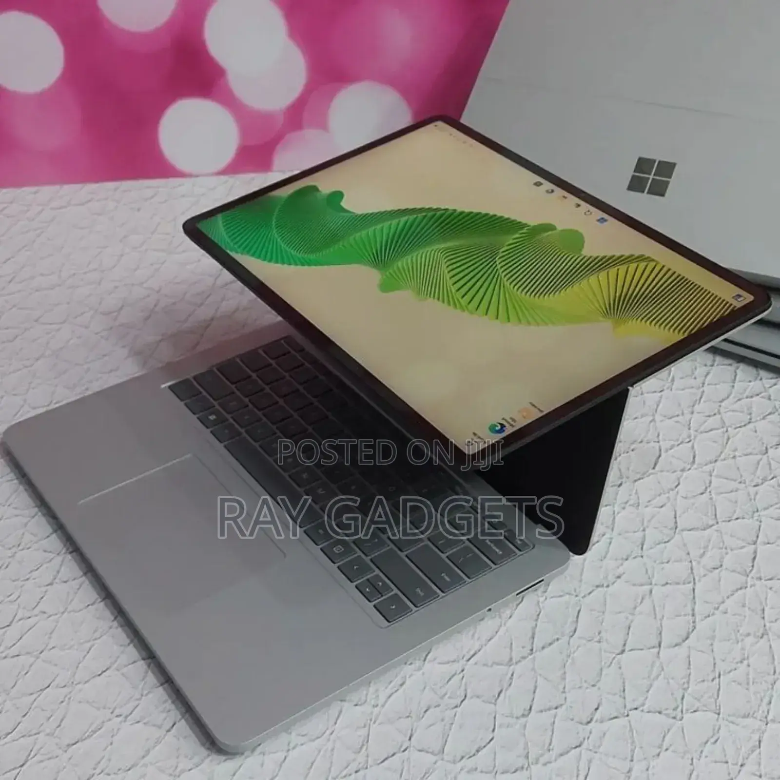 New Laptop Microsoft Surface Pro 8GB Intel Core i7 SSD 256GB