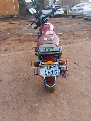 TVS HLX 125 2023 Red