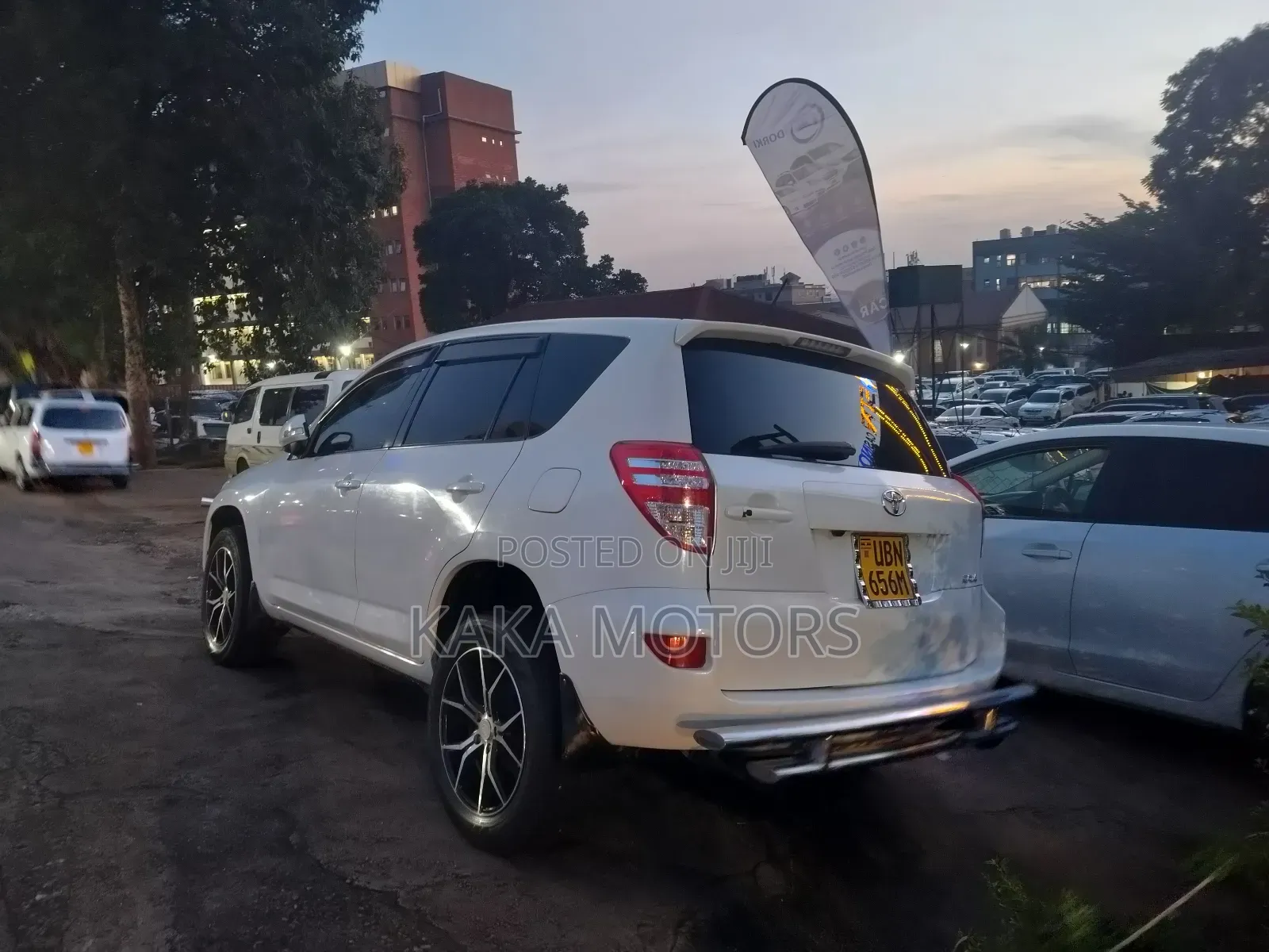 Toyota RAV4 2010 White