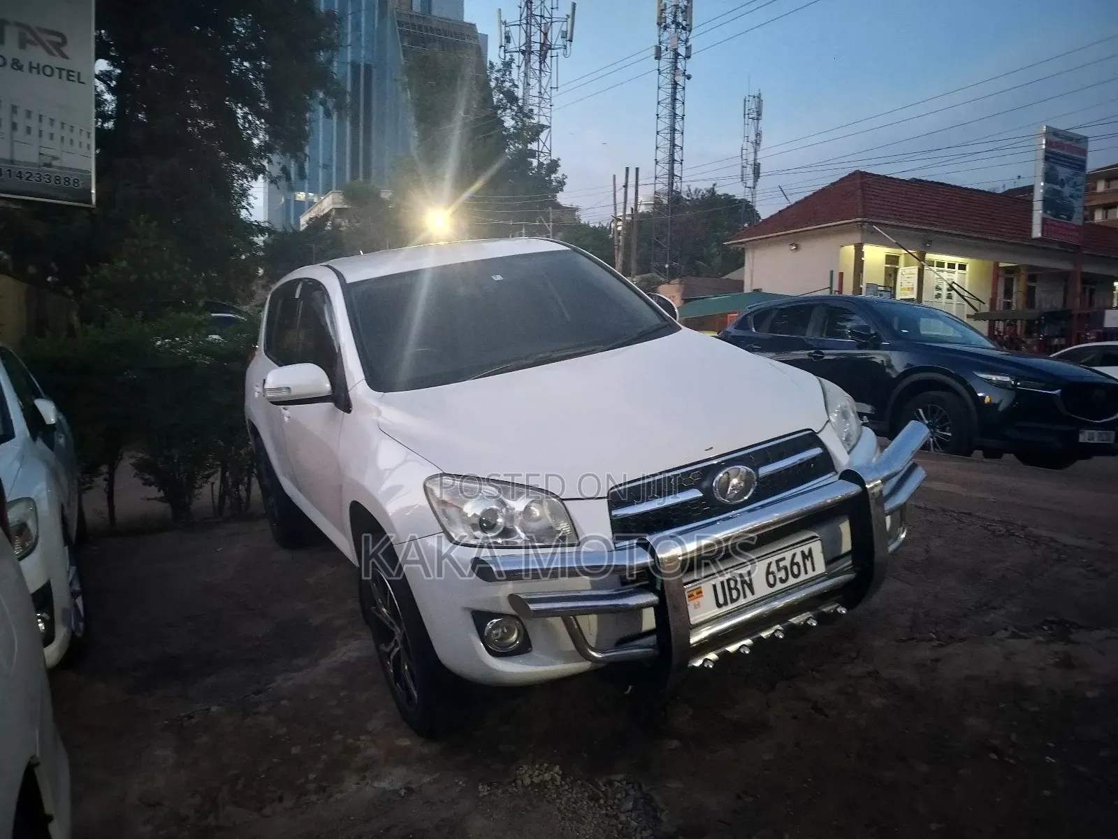 Toyota RAV4 2010 White