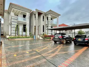 Furnished 5bdrm Duplex in Kira, Central Division for sale