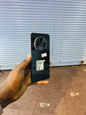 Tecno Spark 30 128 GB Black